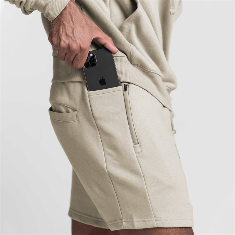 individuelle Sportshorts mit Taschen