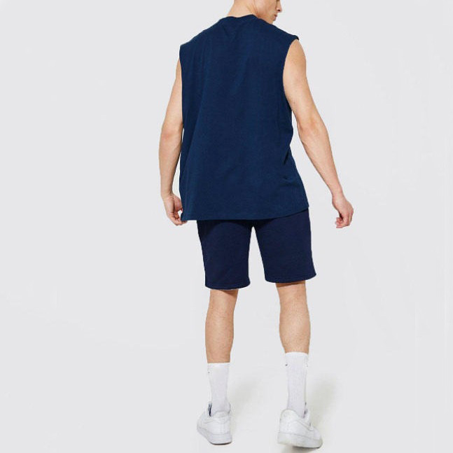 kostumbre nga tank top sa mga lalaki