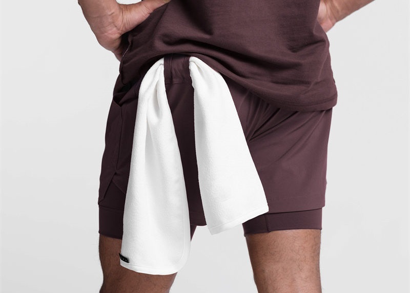 pantalones cortos deportivos personalizados