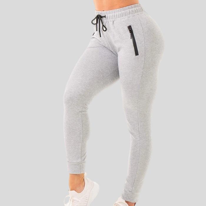 prilagođene jogger pantalone