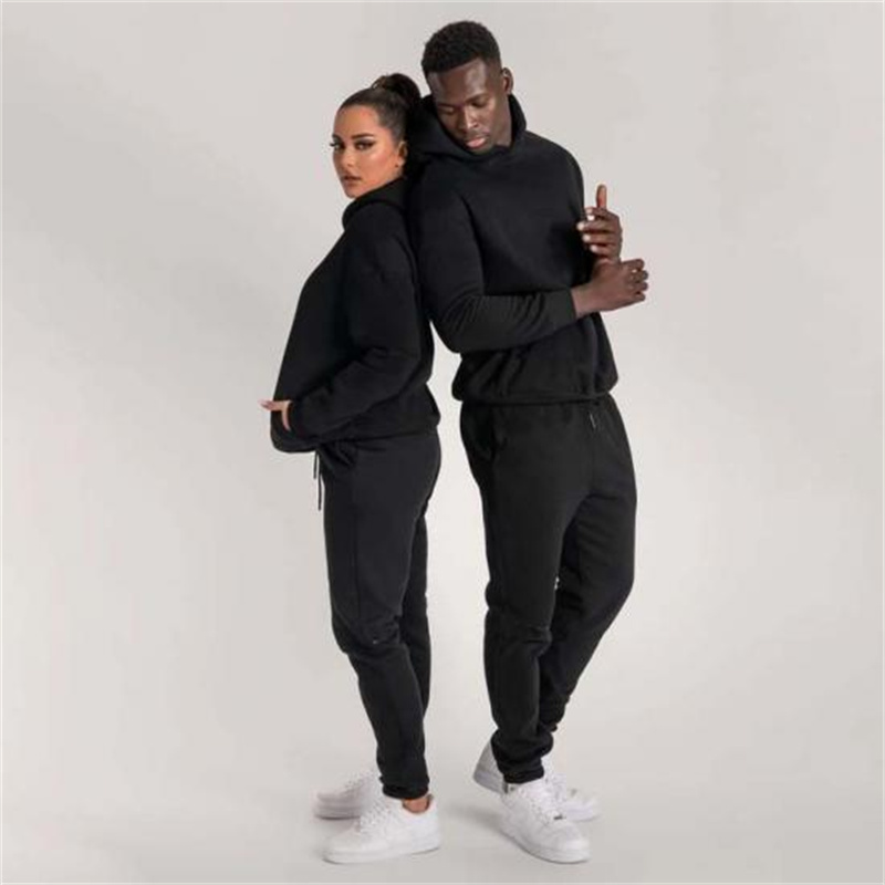 custom sports tracksuits   