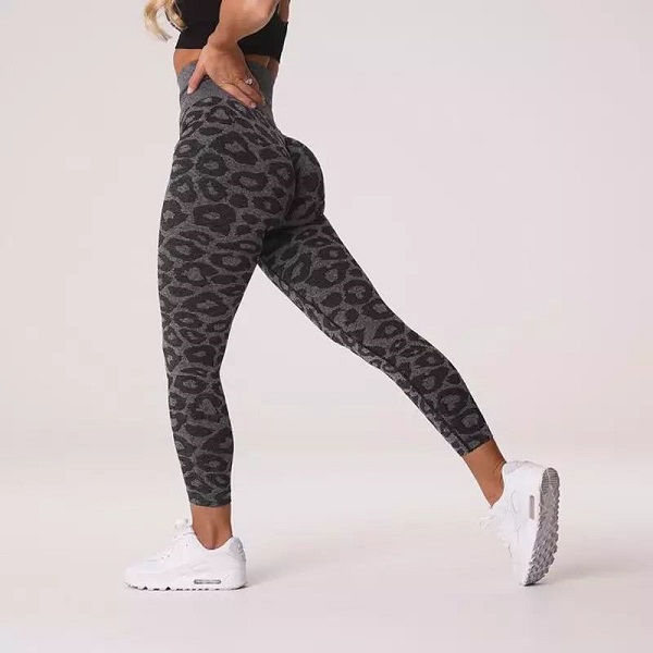 custom made yoga pants
